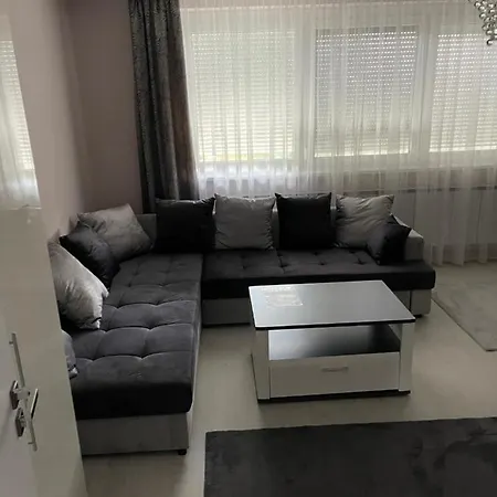 Homestay Classic Silver *